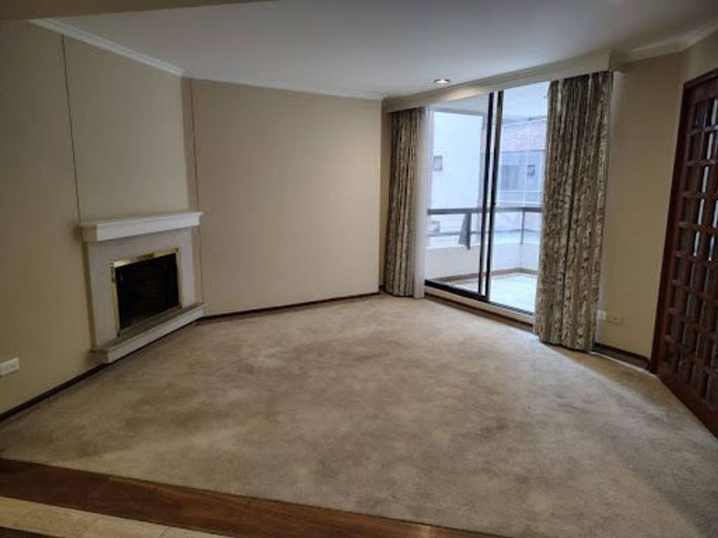 Apartamento de 3 alcobas en arriendo en Santa Barbara Central, Bogotá, 159 m² · foto 4 de 20