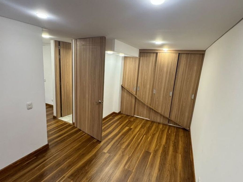 Apartamento de 2 alcobas en arriendo en Valparaiso, Bogotá, 43 m² · foto 9 de 13