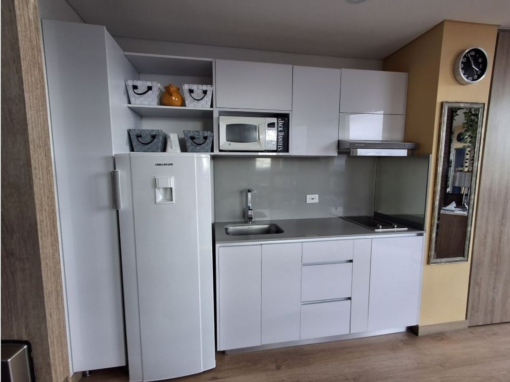 Apartaestudio en venta en Centro Internacional, Bogotá, 27 m² · foto 2 de 10