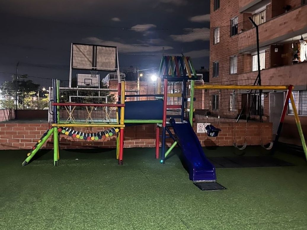 Apartamento de 3 alcobas en venta en Ciudad Techo, Bogotá, 55 m² · foto 15 de 16