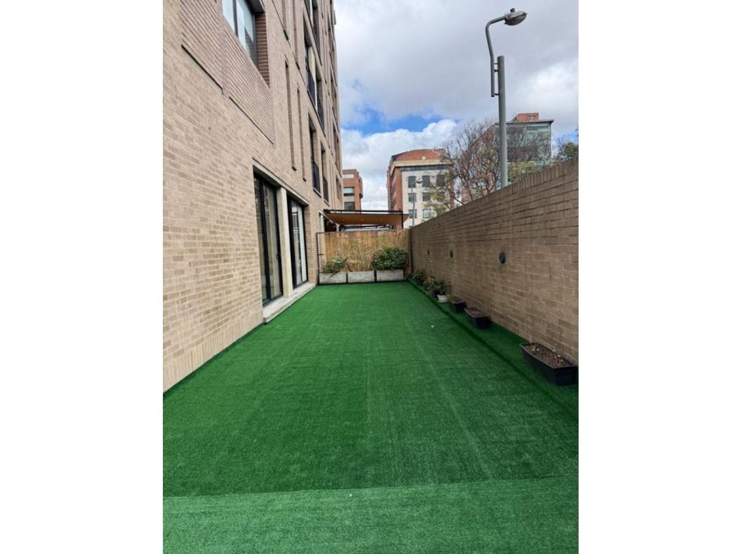 Apartamento de 2 alcobas en venta en Chico, Bogotá, 154 m² · foto 3 de 20