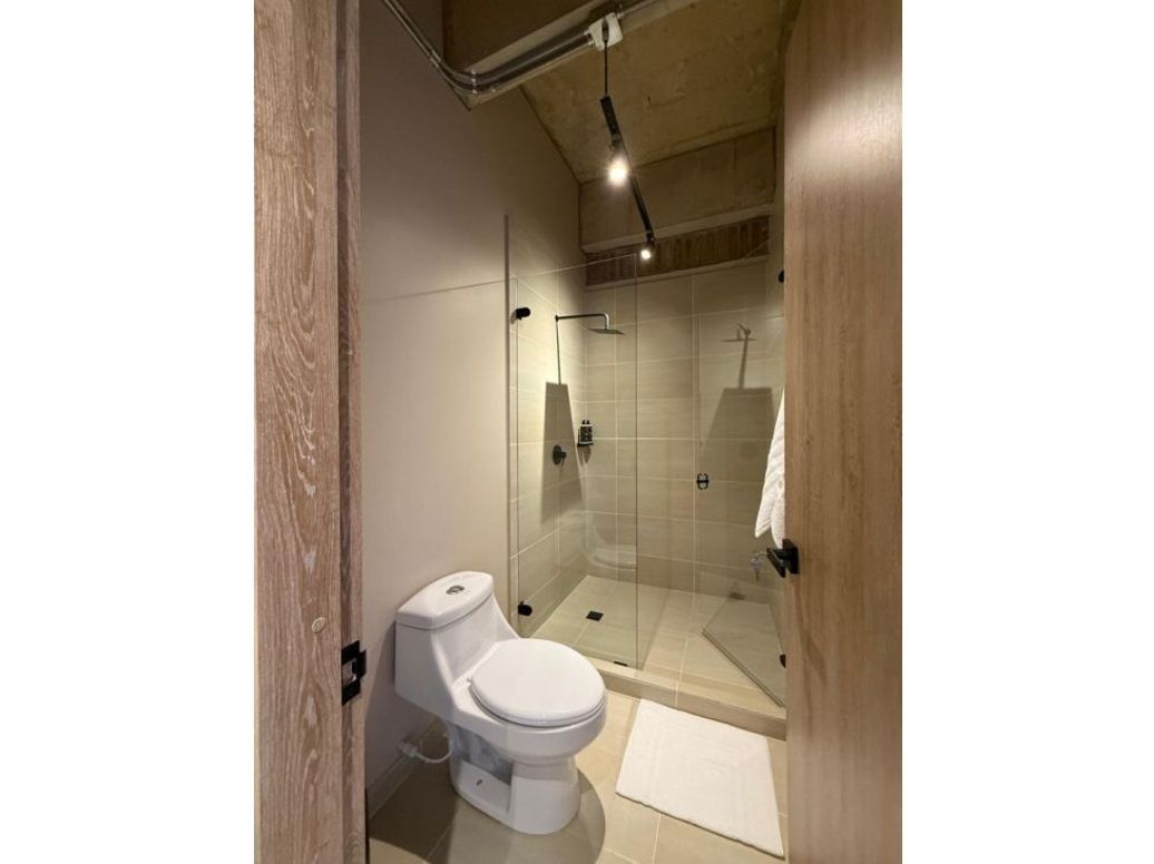 Apartamento de 2 alcobas en venta en Chico, Bogotá, 154 m² · foto 9 de 20