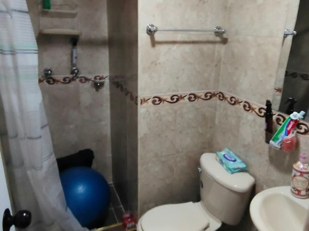 Apartamento de 3 alcobas en venta en Ub. Castilla Real, Bogotá, 60 m² · foto 13 de 18