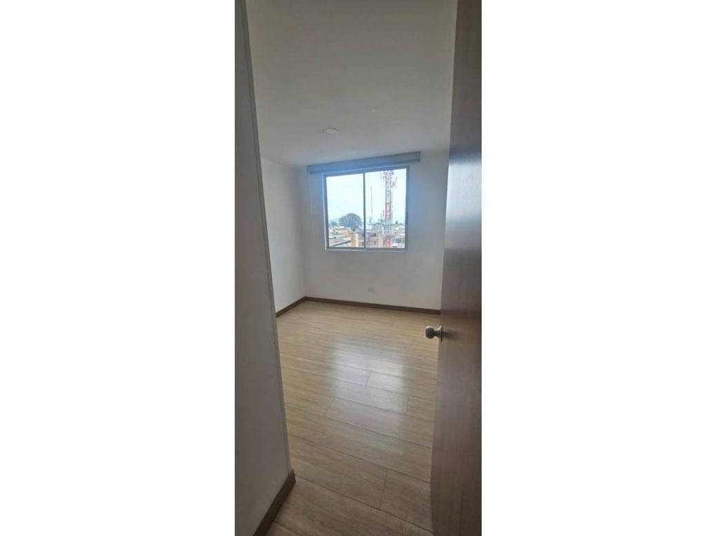 Apartamento de 2 alcobas en venta en La Estrada, Bogotá, 57 m² · foto 3 de 8