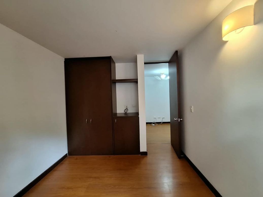 Apartamento de 3 alcobas en venta en El Codito, Bogotá, 67 m² · foto 16 de 20