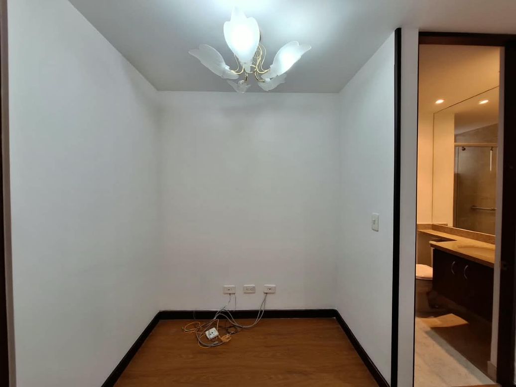 Apartamento de 3 alcobas en venta en El Codito, Bogotá, 67 m² · foto 11 de 20