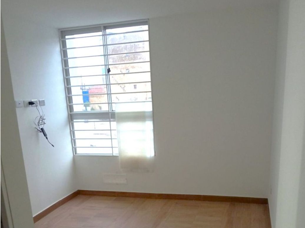 Apartamento de 2 alcobas en venta en Villemar Fontibon, Bogotá, 42 m² · foto 4 de 5