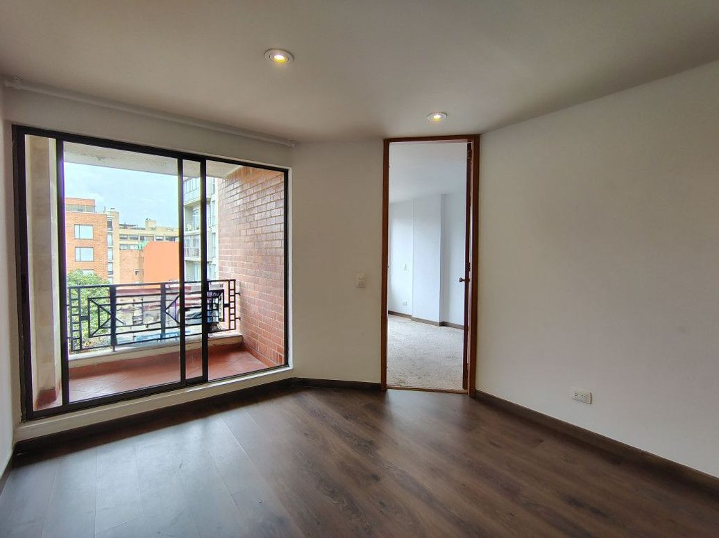 Apartaestudio en venta en Bella Suiza, Bogotá, 55 m² · foto 5 de 20