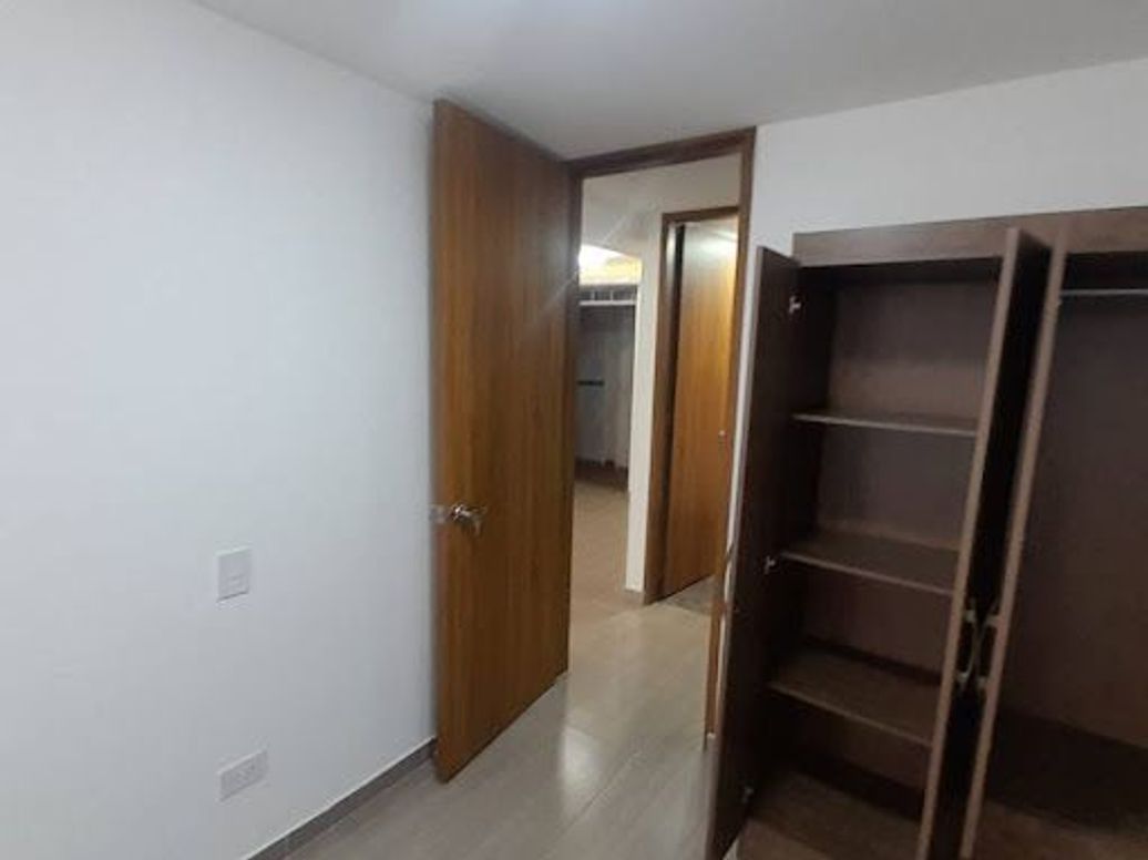 Apartamento de 2 alcobas en venta en Madelena, Bogotá, 46 m² · foto 9 de 14