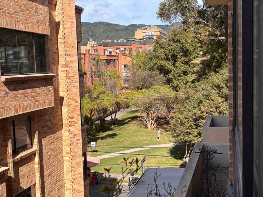 Apartamento de 2 alcobas en venta en Chicó Navarra, Bogotá, 80 m² · foto 16 de 16