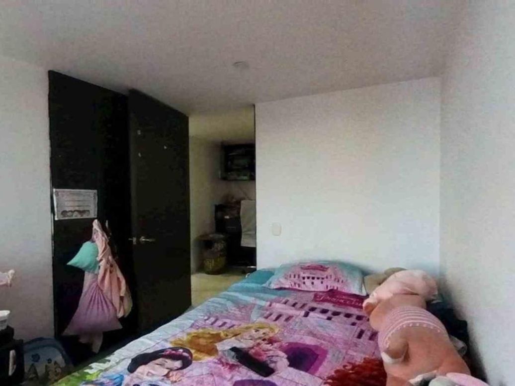 Apartamento de 3 alcobas en venta en Valladolid, Bogotá, 45 m² · foto 3 de 12