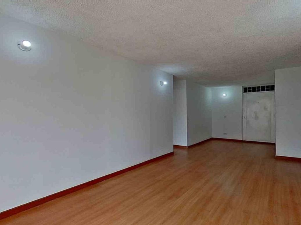 Apartamento de 3 alcobas en venta en Lijaca, Bogotá, 57 m² · foto 2 de 17