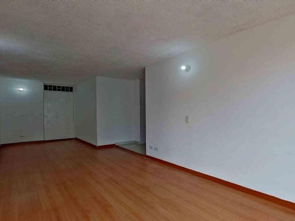 Apartamento de 3 alcobas en venta en Lijaca, Bogotá, 57 m² · foto 4 de 17