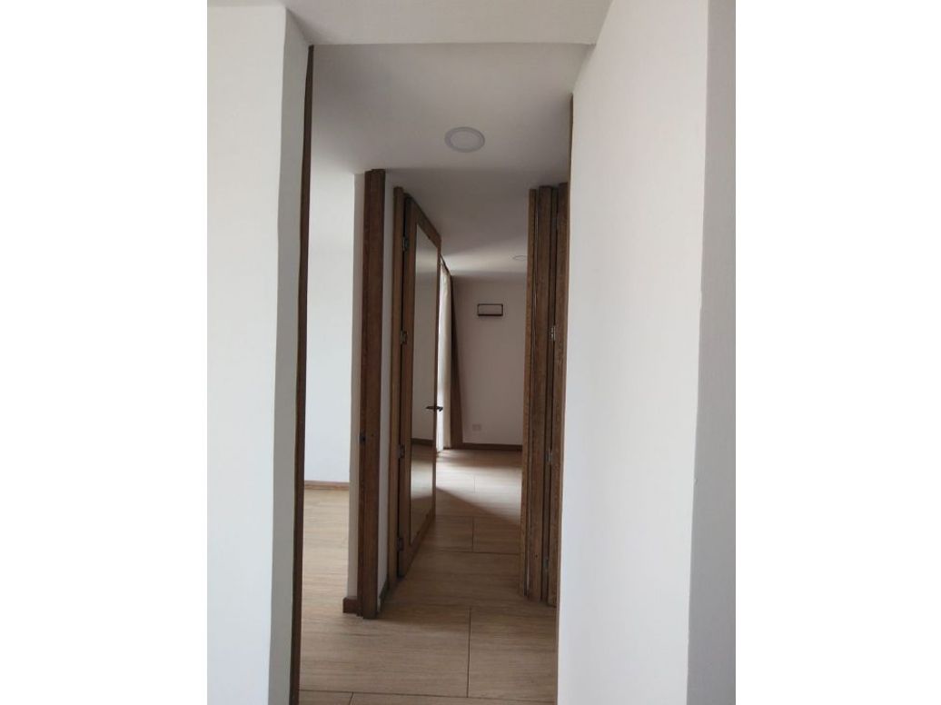 Apartamento de 2 alcobas en arriendo en Colina Campestre, Bogotá, 36 m² · foto 13 de 14
