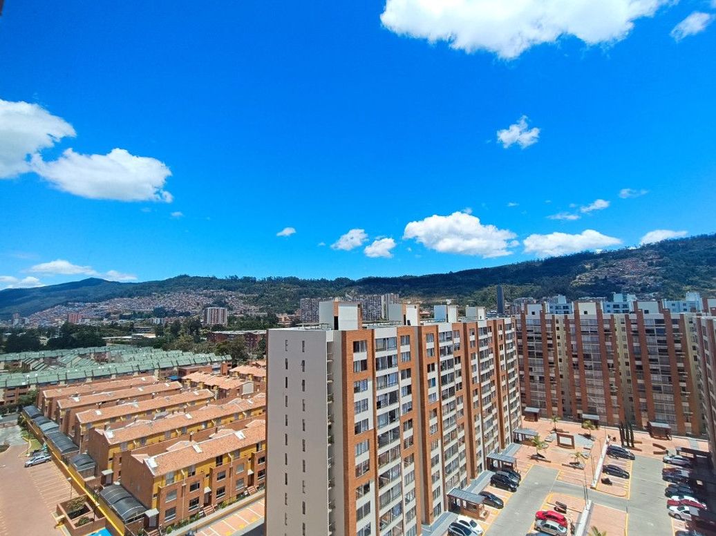 Apartamento de 2 alcobas en arriendo en Pradera Norte, Bogotá, 74 m² · foto 9 de 15