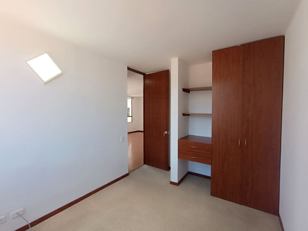 Apartamento de 2 alcobas en arriendo en Pradera Norte, Bogotá, 74 m² · foto 8 de 15