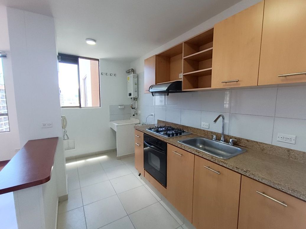 Apartamento de 2 alcobas en arriendo en Pradera Norte, Bogotá, 74 m² · foto 5 de 15