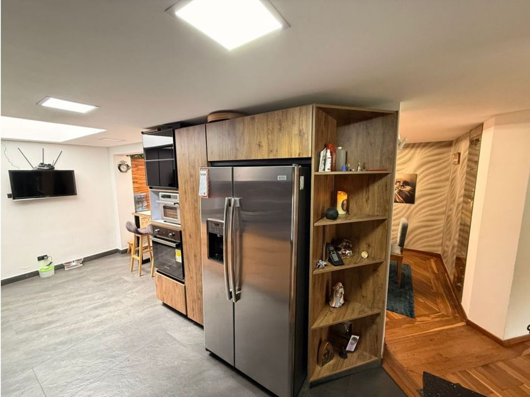 Casa de 3 alcobas en venta en Gratamira, Bogotá, 225 m² · foto 6 de 20