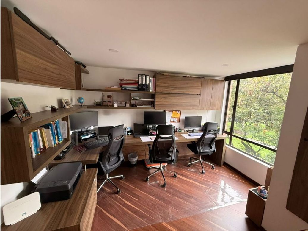 Casa de 3 alcobas en venta en Gratamira, Bogotá, 225 m² · foto 16 de 20