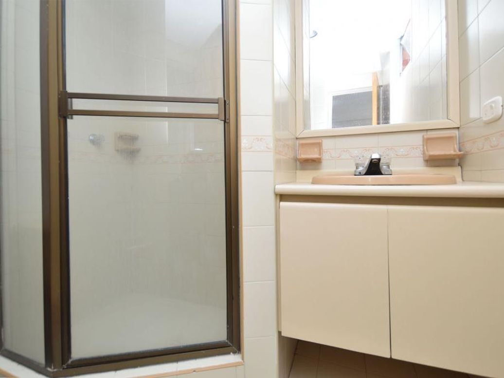 Apartamento de 2 alcobas en venta en San José Del Prado, Bogotá, 54 m² · foto 7 de 16