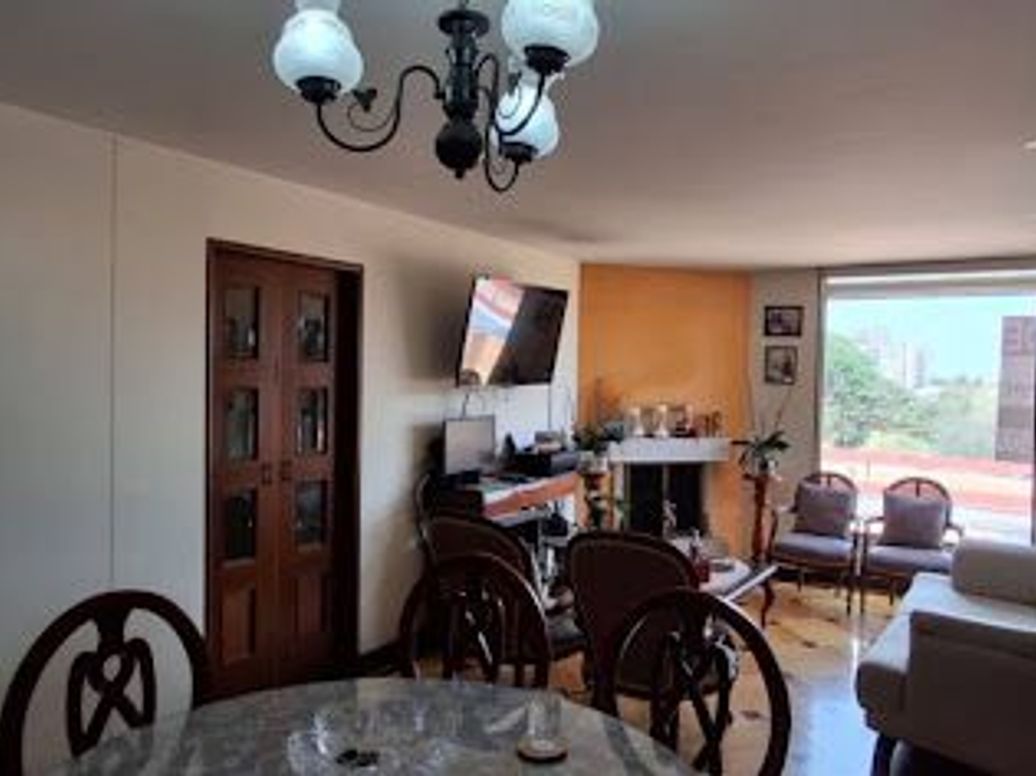 Apartamento de 3 alcobas en venta en Hayuelos, Bogotá, 88 m² · foto 8 de 20
