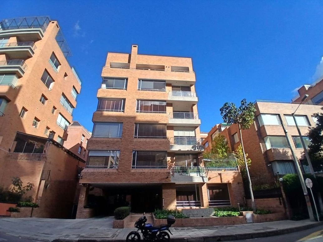 Apartamento de 1 alcoba en venta en Chicó Norte, Bogotá, 44 m² · foto 14 de 14