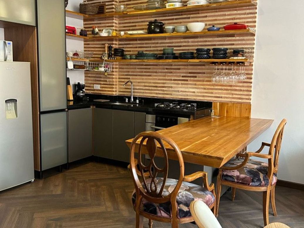Apartamento de 1 alcoba en venta en Chicó Norte, Bogotá, 44 m² · foto 2 de 14