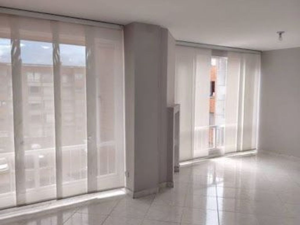 Apartamento de 2 alcobas en arriendo en Mazurén, Bogotá, 50 m² · foto 2 de 16