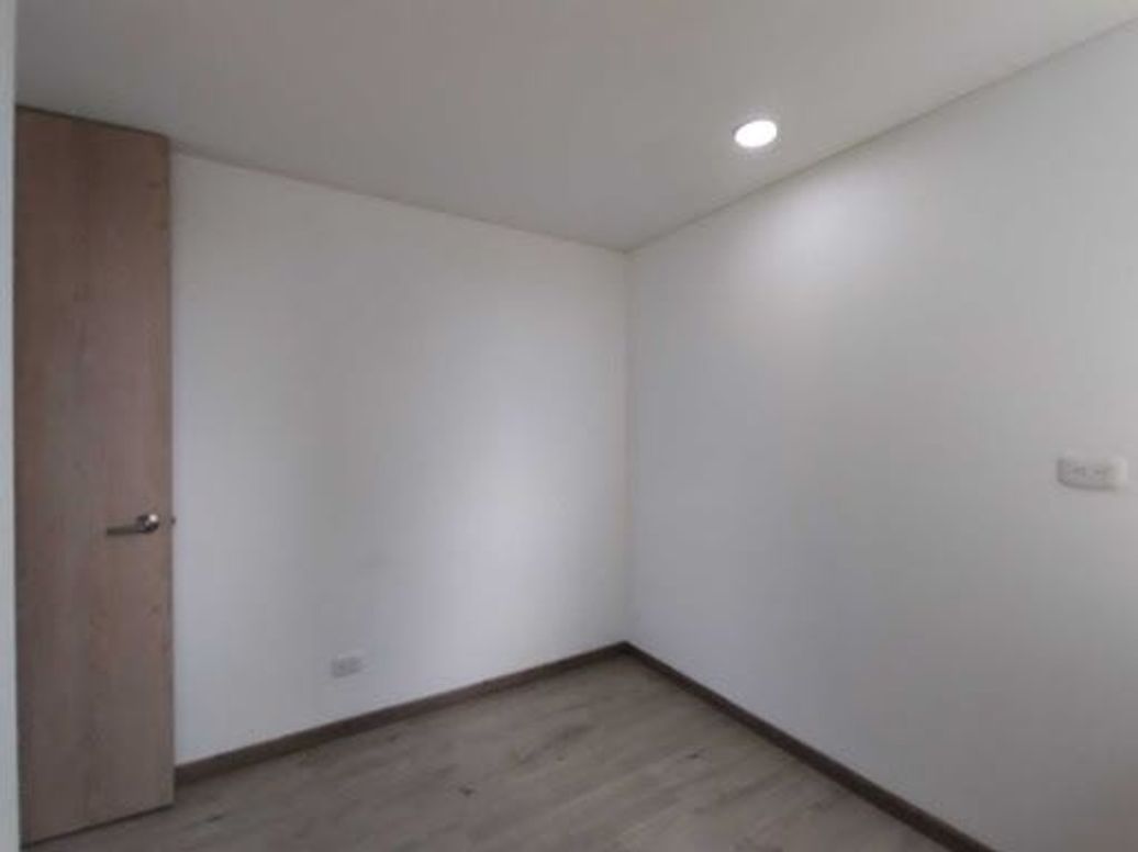 Apartaestudio en arriendo en San Fernando, Bogotá, 28 m² · foto 13 de 20