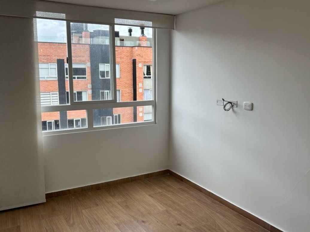 Apartamento de 1 alcoba en arriendo en Ub. Castilla Real, Bogotá, 21 m² · foto 3 de 16