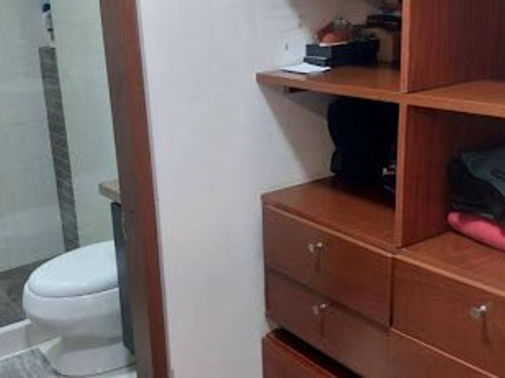 Apartamento de 2 alcobas en venta en Granada, Bogotá, 72 m² · foto 7 de 9