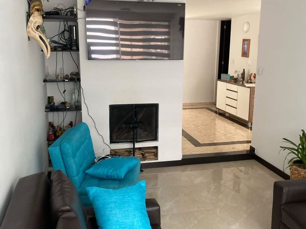 Casa de 5 alcobas en arriendo en Cedro Salazar, Bogotá, 151 m² · foto 4 de 20