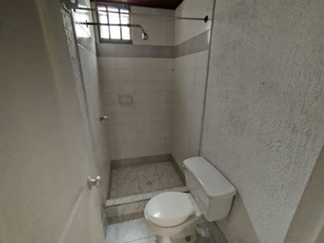 Casa de 4 alcobas en venta en Villas De Granada, Bogotá, 94 m² · foto 8 de 20