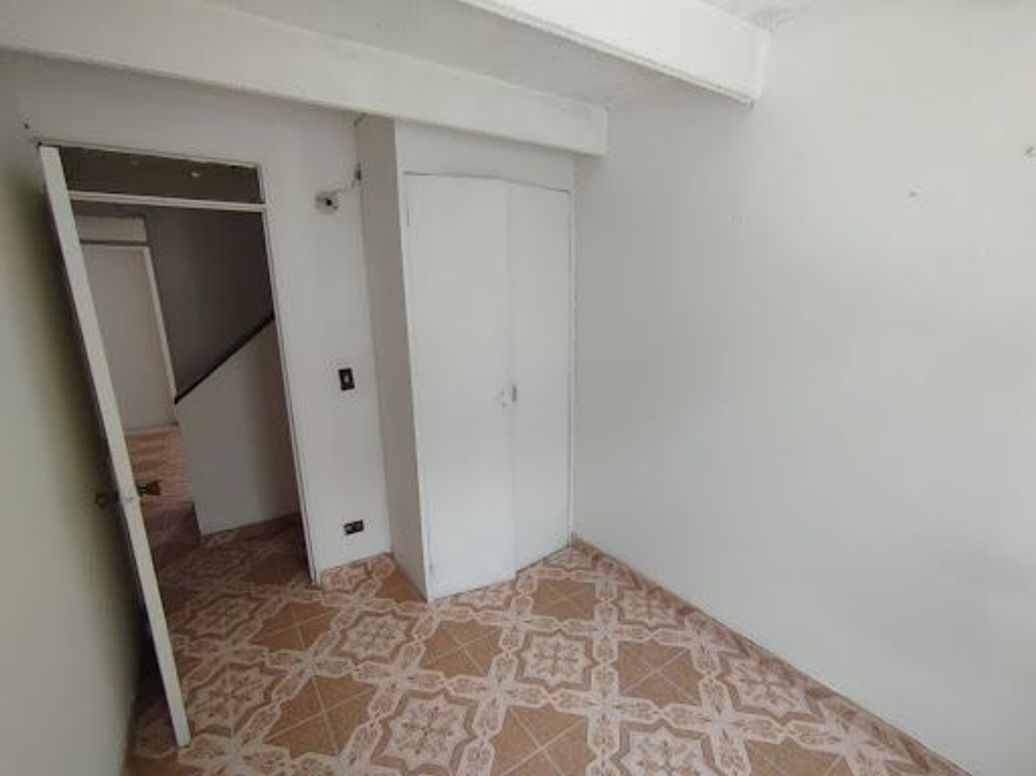 Casa de 4 alcobas en venta en Villas De Granada, Bogotá, 94 m² · foto 14 de 20