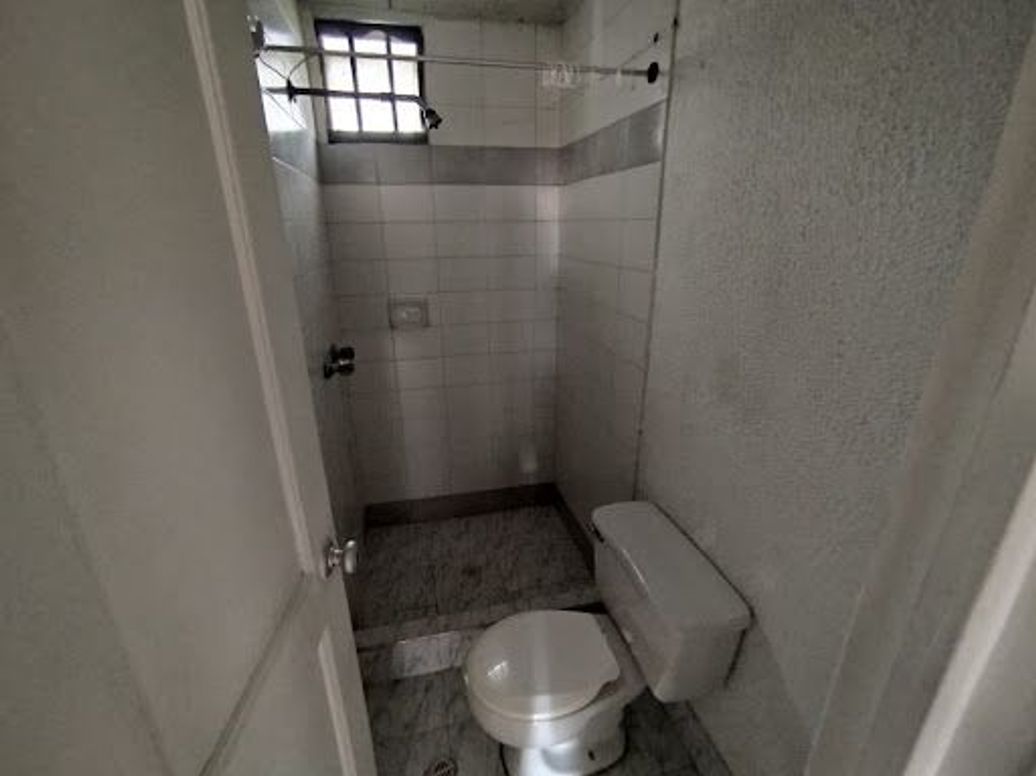 Casa de 4 alcobas en venta en Villas De Granada, Bogotá, 94 m² · foto 5 de 20