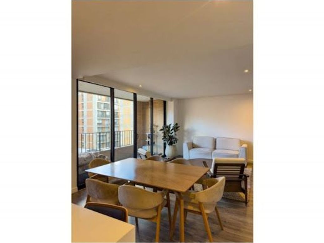 Apartamento de 3 alcobas en arriendo en Chicó Norte, Bogotá, 157 m² · foto 3 de 16