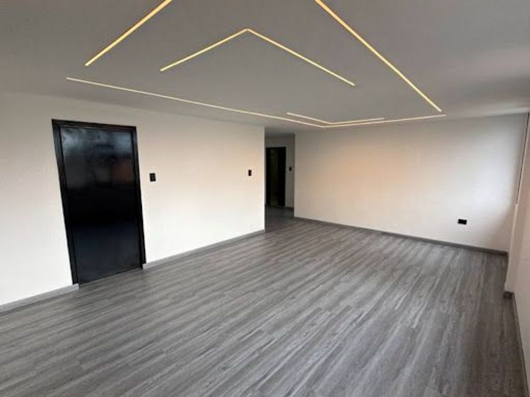 Apartamento de 3 alcobas en venta en Quinta Mutis, Bogotá, 105 m² · foto 18 de 20