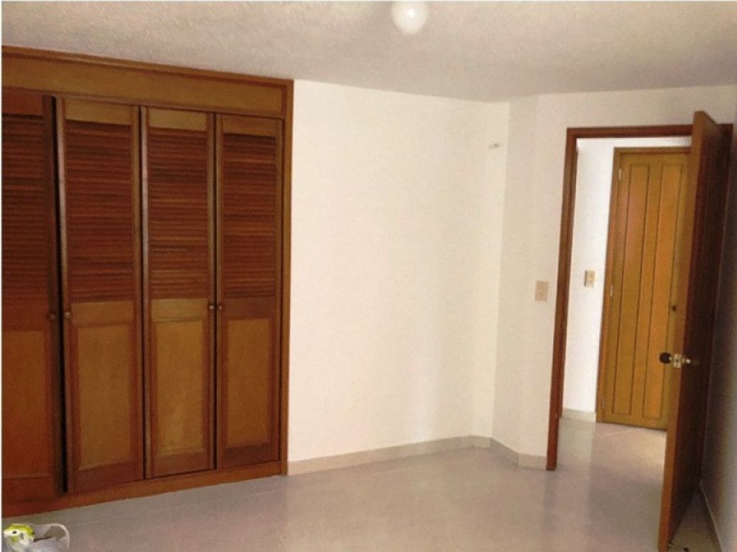Apartamento de 2 alcobas en arriendo en Cedro Narvaez, Bogotá, 58 m² · foto 2 de 20