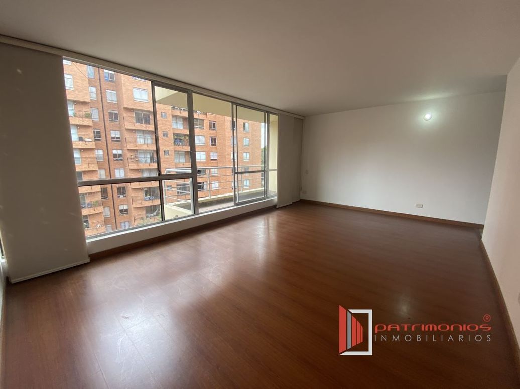 Apartamento de 3 alcobas en venta en Niza, Bogotá, 94 m² · foto 3 de 20