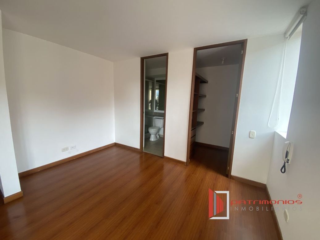 Apartamento de 3 alcobas en venta en Niza, Bogotá, 94 m² · foto 4 de 20