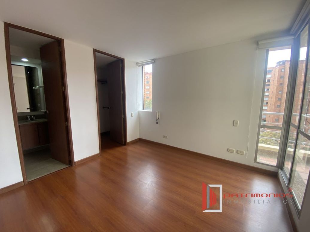 Apartamento de 3 alcobas en venta en Niza, Bogotá, 94 m² · foto 5 de 20
