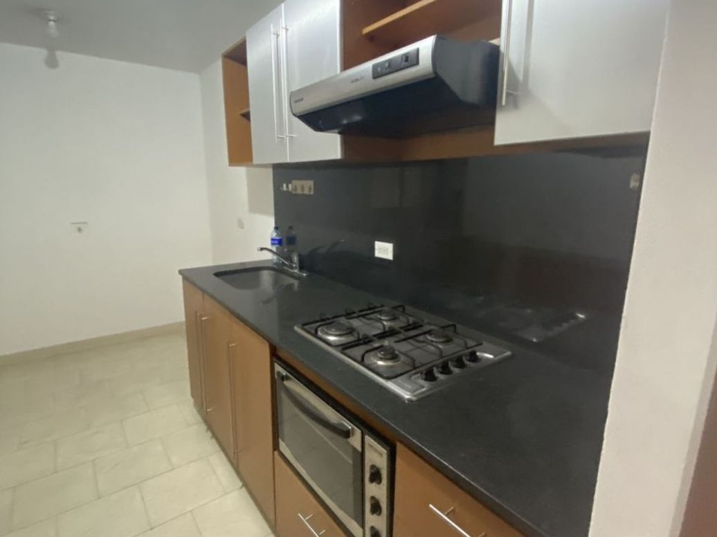 Apartamento de 3 alcobas en venta en Niza, Bogotá, 94 m² · foto 13 de 20