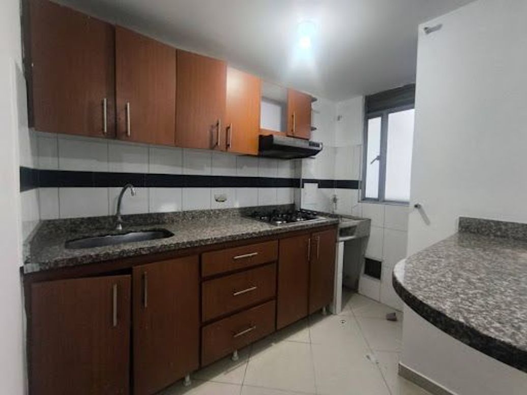 Apartamento de 2 alcobas en arriendo en Siete De Agosto, Bogotá, 45 m² · foto 4 de 10