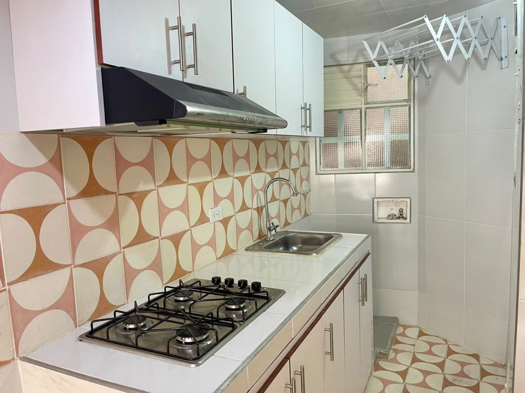 Apartaestudio en arriendo en Chapinero Norte, Bogotá, 26 m² · foto 6 de 10