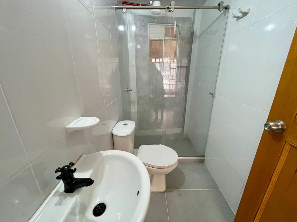 Apartaestudio en arriendo en Chapinero Norte, Bogotá, 26 m² · foto 10 de 10