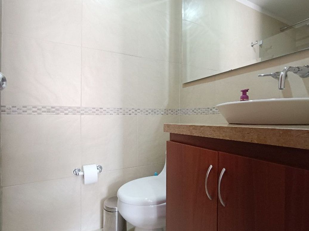 Apartamento de 3 alcobas en venta en Los Cedritos, Bogotá, 101 m² · foto 17 de 20