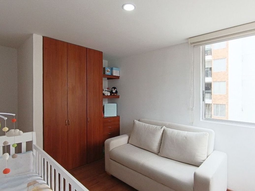 Apartamento de 3 alcobas en venta en Los Cedritos, Bogotá, 101 m² · foto 13 de 20