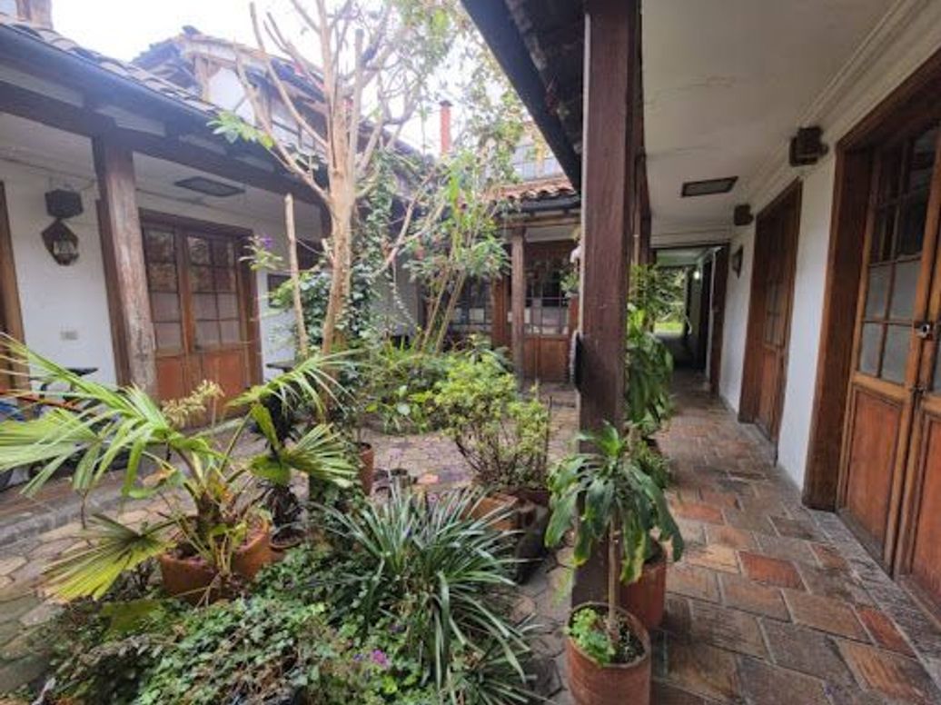 Apartamento de 1 alcoba en arriendo en La Candelaria, Bogotá, 40 m² · foto 2 de 19