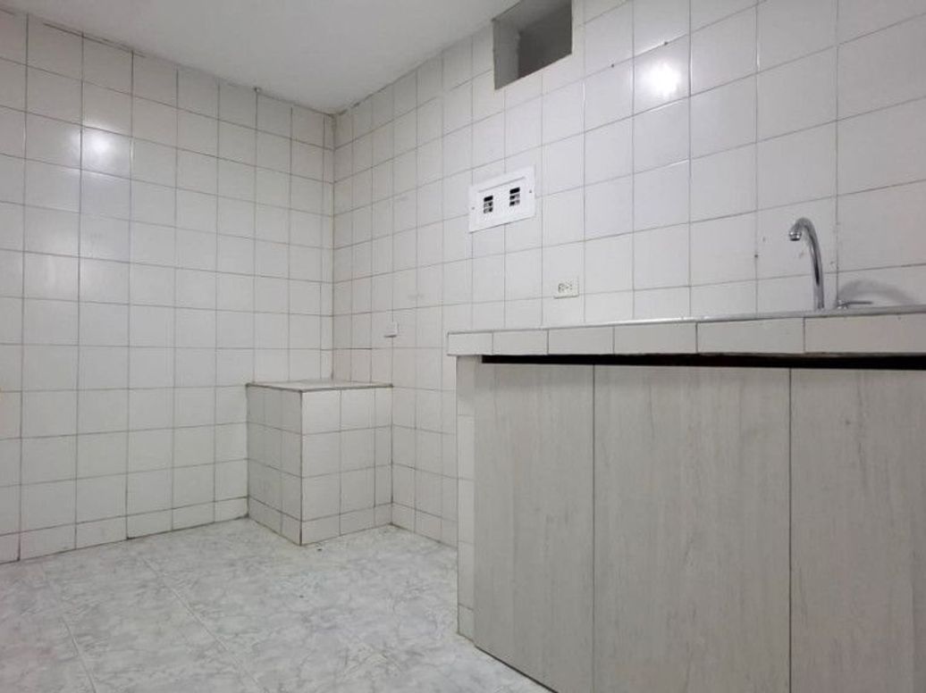 Apartamento de 3 alcobas en arriendo en Ub. Carvajal, Bogotá, 150 m² · foto 3 de 16