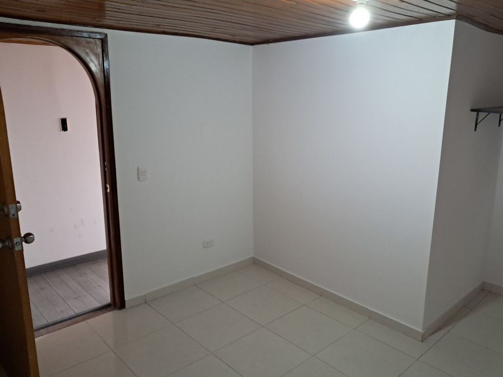 Apartamento de 1 alcoba en arriendo en Paloblanco, Bogotá, 40 m² · foto 3 de 10